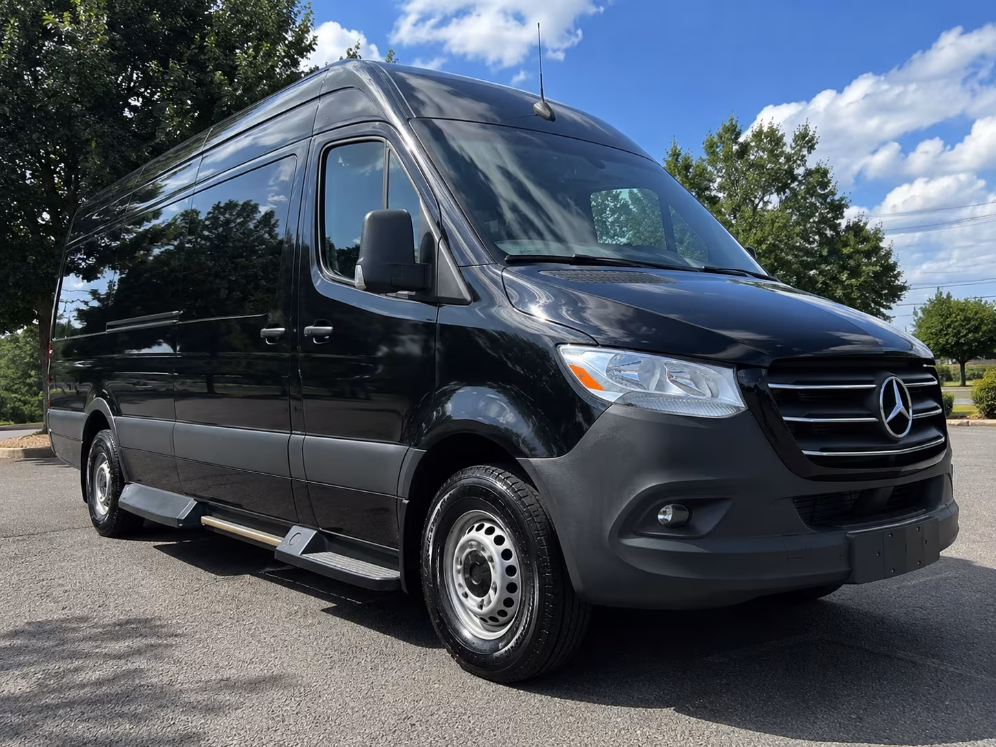escondido 10 passenger sprinter van