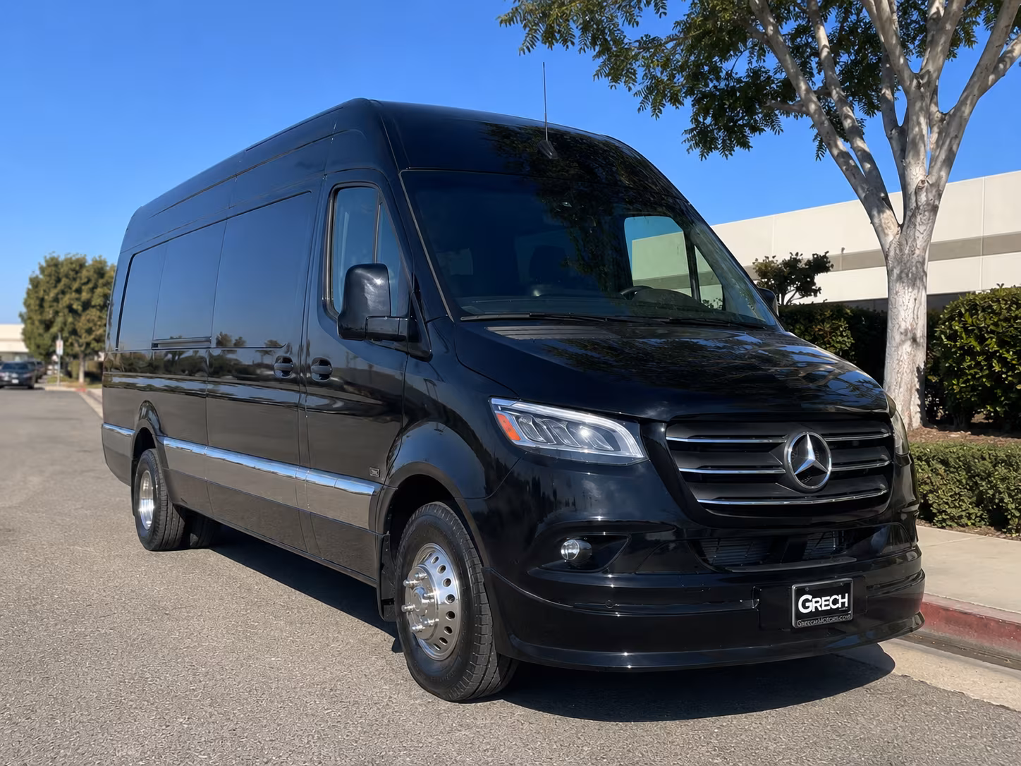 find the perfect transportation for your next private event 5